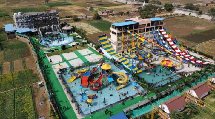 Fun N City Water Park , Adventure & Resort , Patna Nadwan Exterior photo